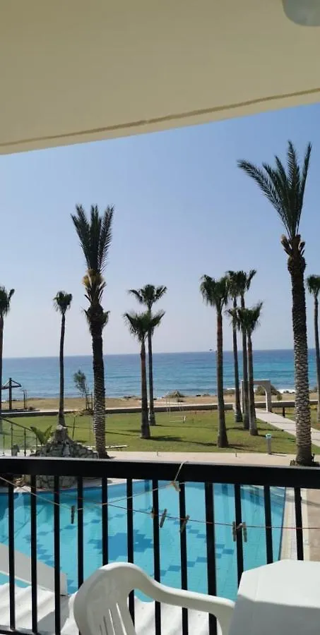 איה נאפה Simos Magic Beach Hotel Apts מלון דירות איה נאפה