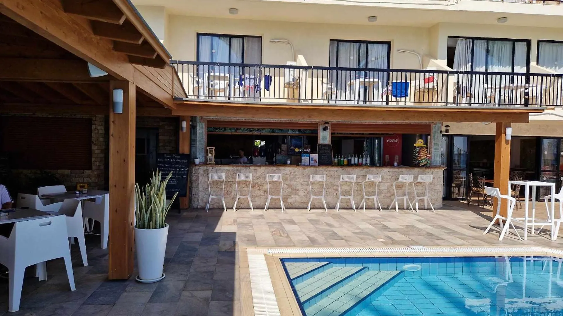 איה נאפה Simos Magic Beach Hotel Apts מלון דירות איה נאפה